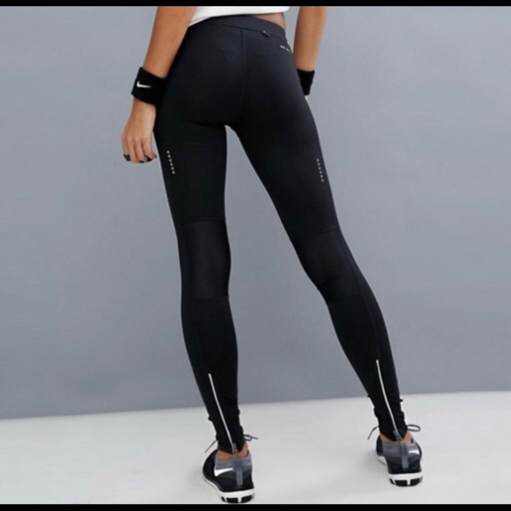 SOLD!! | Nike Dri Fit Essential Tights